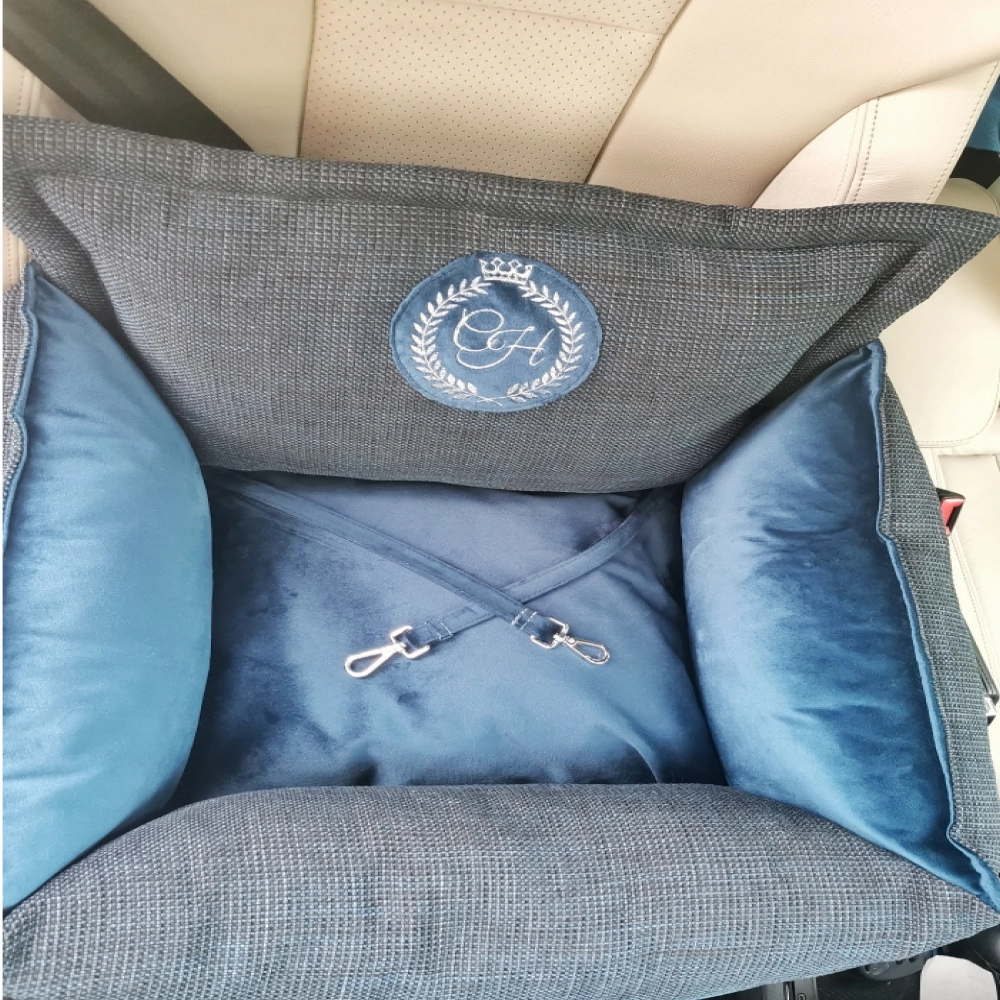 Chloe's Home Car Bed Lisbon for Dogs and Cats (Blue)