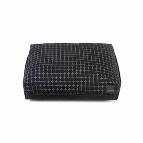 Fuzzyard Big Dreamer Pillow Bed - Yeezy Large