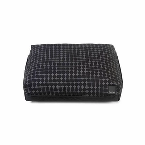 Fuzzyard Big Dreamer Pillow Bed - Yeezy Medium