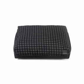 Fuzzyard Big Dreamer Pillow Bed - Yeezy Small