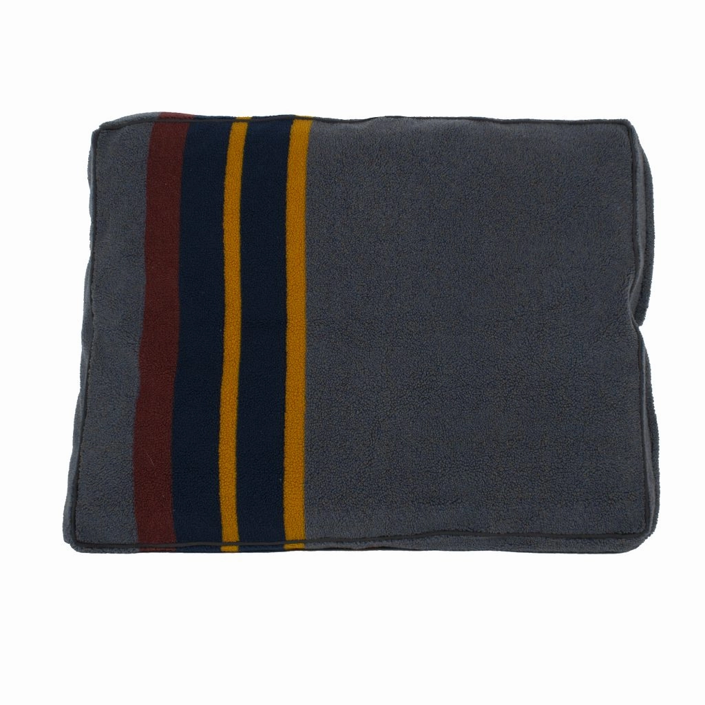 Pendleton Napper Dog Bed Vintage Camp Lake