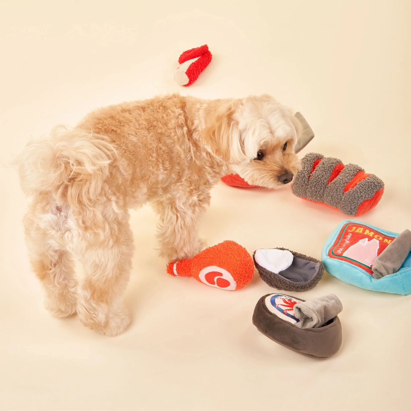 Squeaky Interactive Nosework Dog Toy, Tinned Jamn